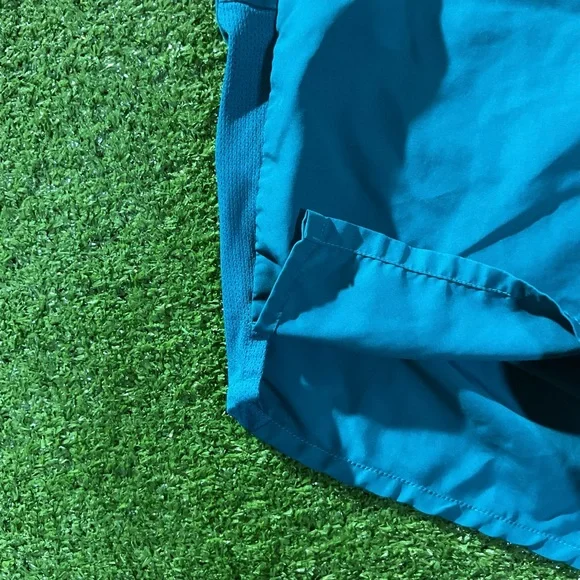 Nike Turquoise Men’s Running Shorts - Picture 3 of 10